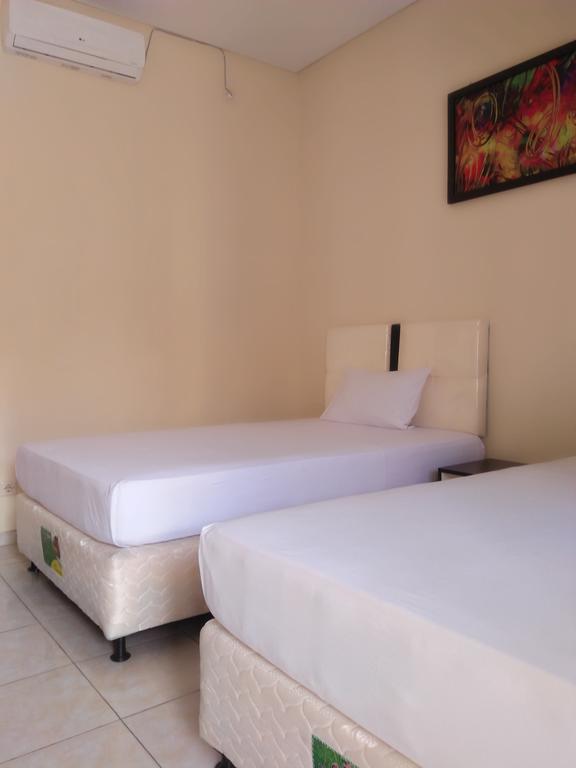 Deka Homestay Ματαράμ Εξωτερικό φωτογραφία
